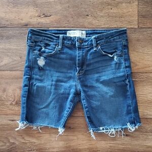 Abercrombie & Fitch Kensie Distressed Denim Shorts – Size 4